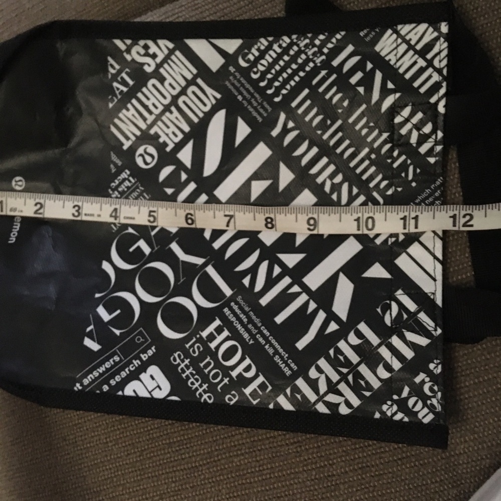 *SOLD* Lululemon reusable tote bag Sm/Med, Inspire - Picture 8 of 10